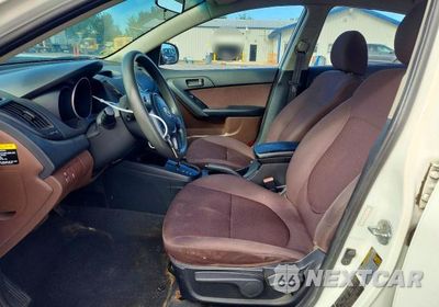 Zdjęcie 7 z 12 samochodu: 2010 KIA FORTE EX VIN:KNAFU4A27A5129148 - miniatura