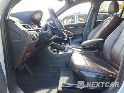Zdjęcie 7 z 13 samochodu: 2021 BMW X1 XDRIVE28I VIN:WBXJG9C02M5U40345 - miniatura