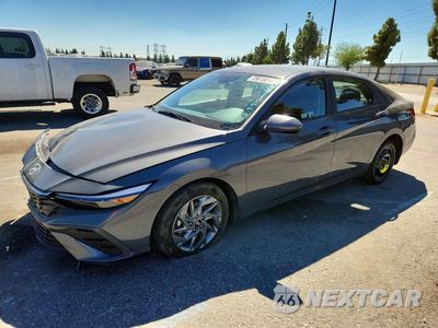 2024 HYUNDAI ELANTRA SEL KMHLM4DGXRU804694 - główne zdjęcie licytacji z USA - miniatura