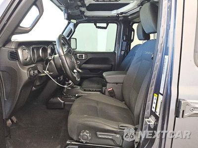 Zdjęcie 7 z 14 samochodu: 2018 JEEP WRANGLER UNLIMITED SAHARA VIN:1C4HJXEG2JW323527 - miniatura