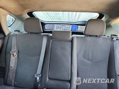Zdjęcie 10 z 14 samochodu: 2015 TOYOTA PRIUS TWO VIN:JTDKN3DUXF1897789 - miniatura