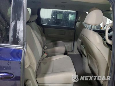Zdjęcie 11 z 13 samochodu: 2021 KIA SEDONA LX VIN:KNDMB5C1XM6673734 - miniatura