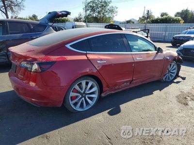Trzecie zdjęcie samochodu z tyłu: 2018 TESLA MODEL 3 VIN:5YJ3E1EB5JF083619 - miniatura