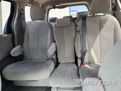 Zdjęcie 10 z 14 samochodu: 2013 TOYOTA SIENNA LE VIN:5TDKK3DC0DS296925 - miniatura