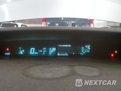 Zdjęcie 9 z 12 samochodu: 2013 TOYOTA PRIUS TWO VIN:JTDKN3DU1D5598262 - miniatura