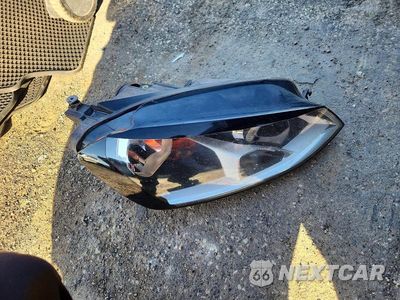Zdjęcie 12 z 13 samochodu: 2016 VOLKSWAGEN GTI S/SE VIN:3VW5T7AU4GM046717 - miniatura