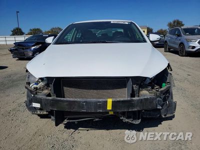 Piąte zdjęcie samochodu w środku: 2017 HYUNDAI ELANTRA LIMITED VIN:5NPD84LF6HH188684 - miniatura