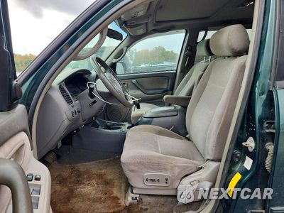 Zdjęcie 7 z 13 samochodu: 2004 TOYOTA SEQUOIA SR5 VIN:5TDBT44A64S226024 - miniatura