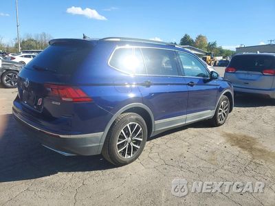 Trzecie zdjęcie samochodu z tyłu: 2021 VOLKSWAGEN TIGUAN SE VIN:3VV2B7AXXMM131495 - miniatura