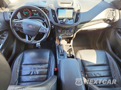 Zdjęcie 8 z 13 samochodu: 2017 FORD ESCAPE TITANIUM VIN:1FMCU9J98HUD90574 - miniatura