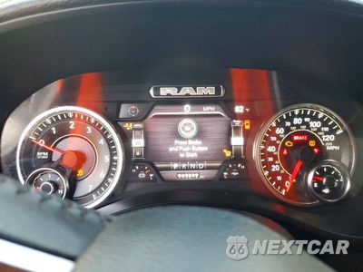 Zdjęcie 9 z 13 samochodu: 2024 RAM 1500 LARAMIE VIN:1C6RREJTXRN220109 - miniatura
