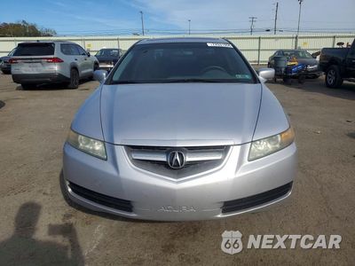 Piąte zdjęcie samochodu w środku: 2004 ACURA TL VIN:19UUA66274A043875 - miniatura