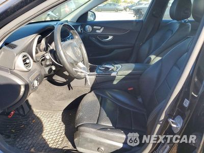 Zdjęcie 7 z 12 samochodu: 2016 MERCEDES-BENZ C 300 4MATIC VIN:55SWF4KB7GU174754 - miniatura