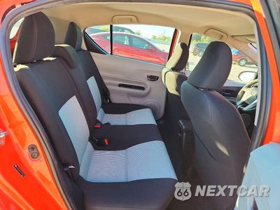 Zdjęcie 10 z 12 samochodu: 2012 TOYOTA PRIUS C THREE VIN:JTDKDTB32C1003132 - miniatura