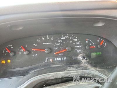 Zdjęcie 9 z 14 samochodu: 2007 FORD E450 BOX TRUCK VIN:1FDXE45S37DB14610 - miniatura