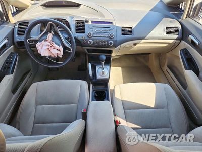 Zdjęcie 8 z 13 samochodu: 2010 HONDA CIVIC LX VIN:2HGFA1F59AH539960 - miniatura