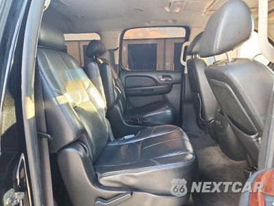 Zdjęcie 11 z 13 samochodu: 2009 GMC YUKON XL C1500 SLT VIN:1GKFC36069R199675 - miniatura