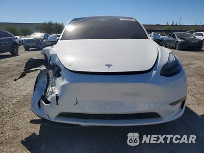 Piąte zdjęcie samochodu w środku: 2024 TESLA MODEL Y VIN:7SAYGDEDXRF088610 - miniatura