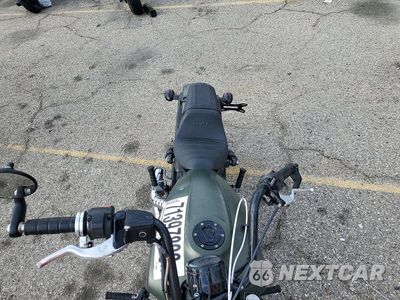 Piąte zdjęcie samochodu w środku: 2021 INDIAN MOTORCYCLE CO. SCOUT BOBBER TWENTY ABS VIN:56KMTG001M3165197 - miniatura