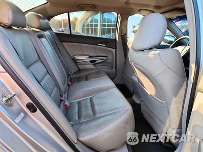 Zdjęcie 10 z 12 samochodu: 2008 HONDA ACCORD EXL VIN:1HGCP26868A073818 - miniatura