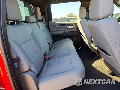 Zdjęcie 10 z 12 samochodu: 2023 CHEVROLET SILVERADO K1500 RST VIN:3GCUDEE87PG210862 - miniatura