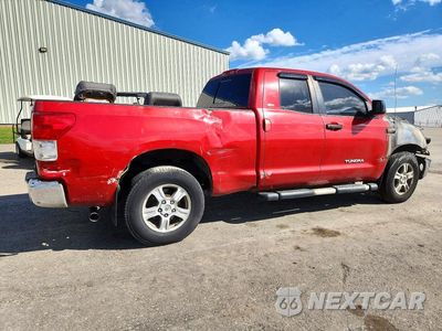 Trzecie zdjęcie samochodu z tyłu: 2011 TOYOTA TUNDRA DOUBLE CAB SR5 VIN:5TFUY5F1XBX174594 - miniatura