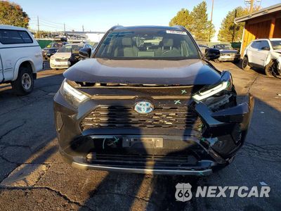 Piąte zdjęcie samochodu w środku: 2022 TOYOTA RAV4 SE VIN:JTM16RFV8ND059257 - miniatura