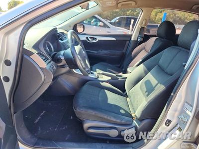 Zdjęcie 7 z 12 samochodu: 2015 NISSAN SENTRA SR VIN:3N1AB7AP9FY217082 - miniatura