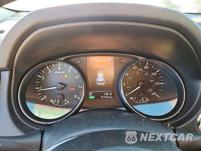 Zdjęcie 9 z 13 samochodu: 2018 NISSAN ROGUE SV VIN:5N1AT2MT0JC805956 - miniatura