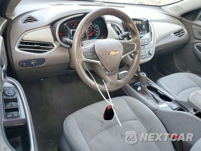 Zdjęcie 8 z 12 samochodu: 2018 CHEVROLET MALIBU LT VIN:1G1ZD5ST3JF134217 - miniatura