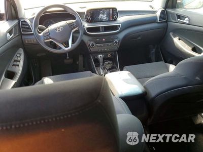Zdjęcie 8 z 12 samochodu: 2019 HYUNDAI TUCSON SE VIN:KM8J23A41KU002705 - miniatura