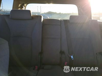 Zdjęcie 10 z 13 samochodu: 2005 TOYOTA HIGHLANDER BASE VIN:JTEEP21A650102717 - miniatura