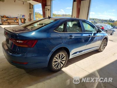 Trzecie zdjęcie samochodu z tyłu: 2019 VOLKSWAGEN JETTA SEL VIN:3VWE57BU9KM107481 - miniatura
