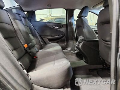 Zdjęcie 10 z 12 samochodu: 2016 CHEVROLET MALIBU LT VIN:1G1ZF5SX4GF208976 - miniatura
