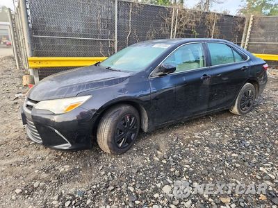 2017 TOYOTA CAMRY LE 4T1BF1FK7HU429710 - główne zdjęcie licytacji z USA - miniatura