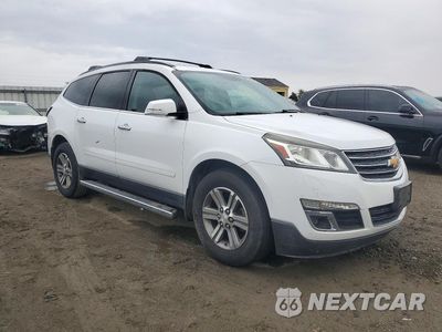 Czwarte zdjęcie samochodu z boku: 2017 CHEVROLET TRAVERSE LT VIN:1GNKRGKD3HJ120900 - miniatura