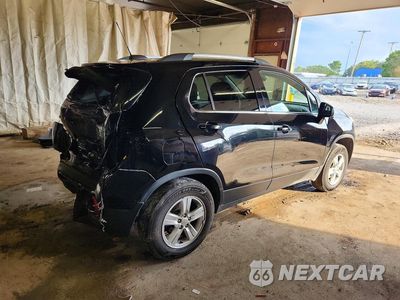 Trzecie zdjęcie samochodu z tyłu: 2019 CHEVROLET TRAX 1LT VIN:3GNCJPSBXKL393116 - miniatura