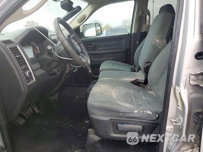 Zdjęcie 7 z 12 samochodu: 2016 RAM 1500 ST VIN:3C6RR7KT4GG356946 - miniatura