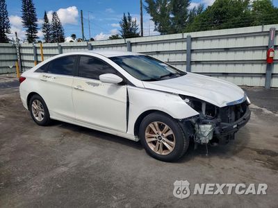Czwarte zdjęcie samochodu z boku: 2013 HYUNDAI SONATA GLS VIN:5NPEB4AC7DH737656 - miniatura