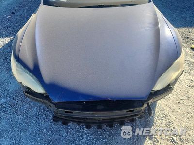 Zdjęcie 11 z 12 samochodu: 2016 TESLA MODEL S VIN:5YJSA1E15GF130574 - miniatura