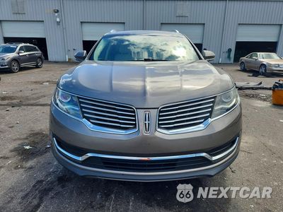 Piąte zdjęcie samochodu w środku: 2016 LINCOLN MKX SELECT VIN:2LMTJ6KR7GBL75837 - miniatura