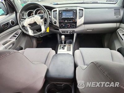 Zdjęcie 8 z 12 samochodu: 2014 TOYOTA TACOMA V6 VIN:3TMLU4EN8EM145871 - miniatura