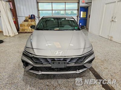Piąte zdjęcie samochodu w środku: 2026 HYUNDAI ELANTRA SEL SPORT VIN:KMHLM4DG6TU120040 - miniatura