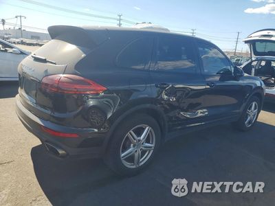 Trzecie zdjęcie samochodu z tyłu: 2016 PORSCHE CAYENNE VIN:WP1AA2A25GKA13191 - miniatura