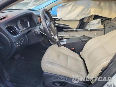 Zdjęcie 7 z 13 samochodu: 2018 VOLVO V60 CROSS COUNTRY PREMIER VIN:YV440MWK6J2043178 - miniatura