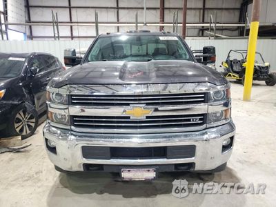 Piąte zdjęcie samochodu w środku: 2015 CHEVROLET SILVERADO K2500 HEAVY DUTY LTZ VIN:1GC1KWE83FF509943 - miniatura