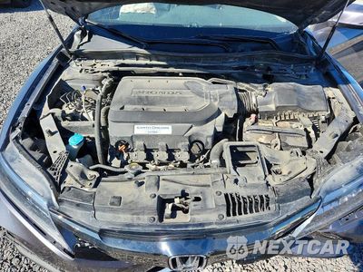 Zdjęcie 11 z 12 samochodu: 2017 HONDA ACCORD TOURING VIN:1HGCT2B03HA001776 - miniatura