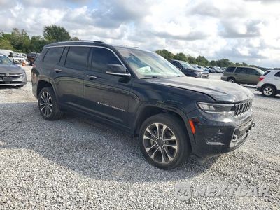 Czwarte zdjęcie samochodu z boku: 2023 JEEP GRAND CHEROKEE L OVERLAND VIN:1C4RJJDG7P8739850 - miniatura