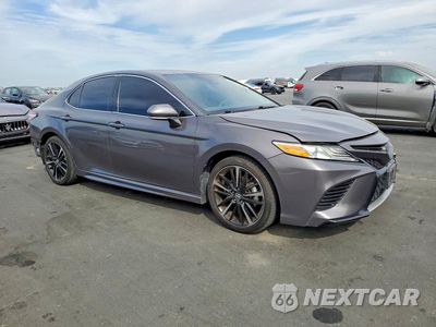 Czwarte zdjęcie samochodu z boku: 2020 TOYOTA CAMRY XSE VIN:4T1K61AK5LU866525 - miniatura