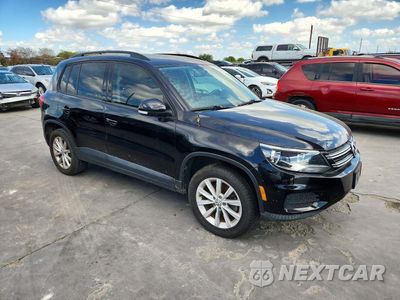 Czwarte zdjęcie samochodu z boku: 2015 VOLKSWAGEN TIGUAN S VIN:WVGAV7AX2FW546911 - miniatura